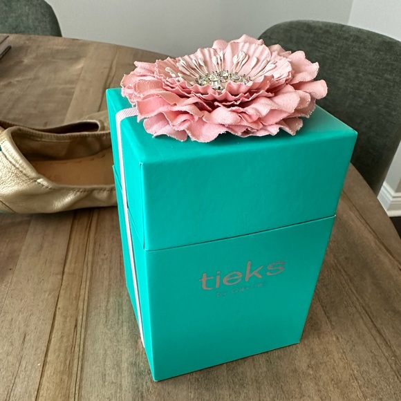 Metallic champagne Tieks - size 8 - Picture 5 of 5